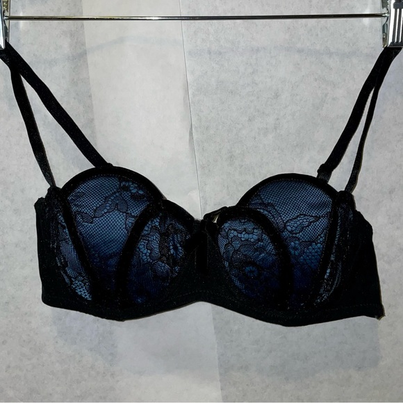 Kiss Me Deadly blue & black lace Tempest bra 32C - Picture 3 of 6